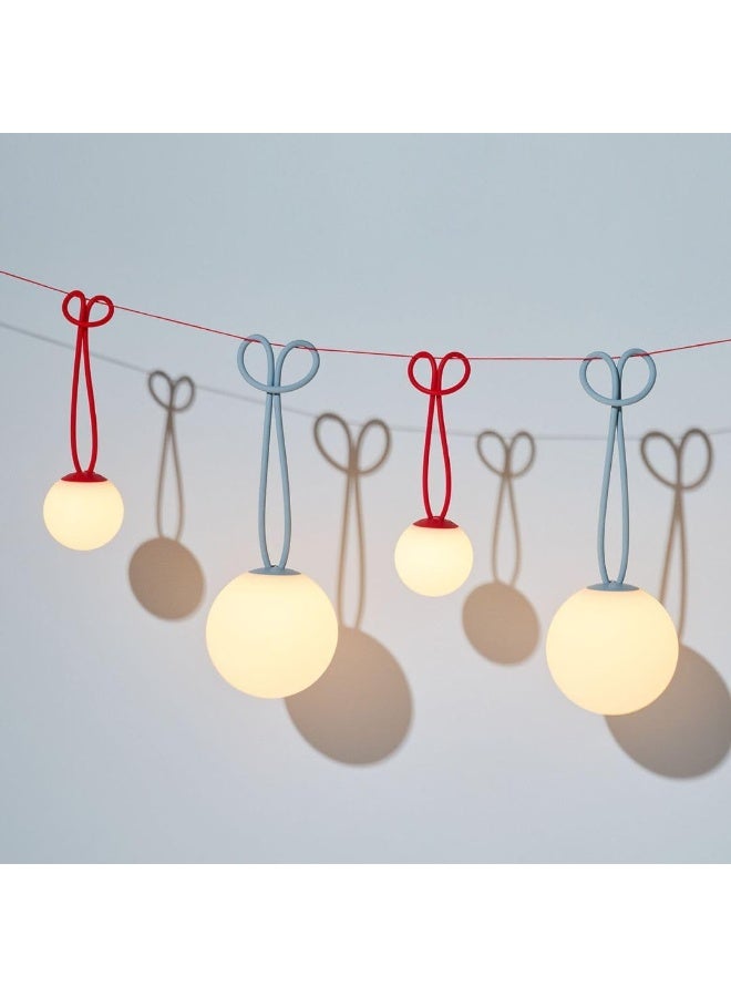 Fatboy فانوس فاتبوي بوليكي ميني المعلق | مصابيح LED قابلة للشحن | محمولة وقابلة للتعتيم | ضوء أبيض دافئ خارجي/داخلي مع حلقة تعليق | شحن USB | إضاءة مزاجية مقاومة للماء IP55 مجموعة من 03 - أحمر - Image 2